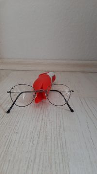 Brillenhalter